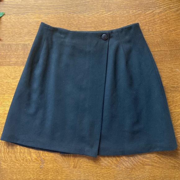 Saks Fifth Avenue size 12 Wool Skirt - Picture 1 of 6